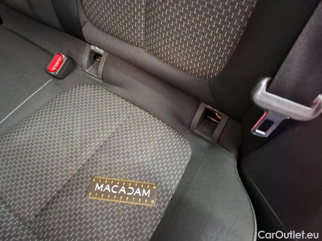  Renault  Kadjar RENAULT  / 2018 / 5P / Crossover Business TCe 140 EDC FAP - 21 #32