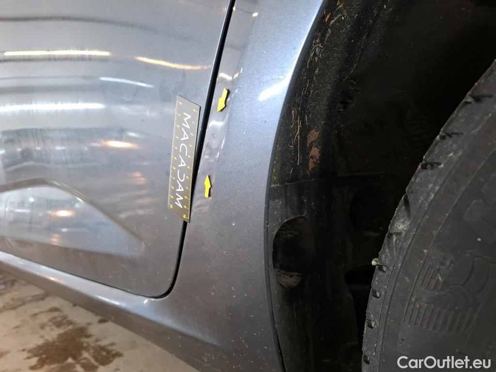  Renault  Megane  IV Berline 5pt. Business 1.5 dCi 115CV BVM6 E6d #25