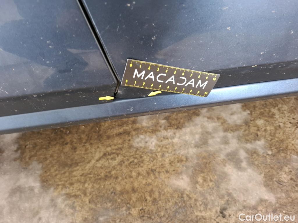  Renault  Megane  IV Berline 5pt. Business 1.5 dCi 115CV BVM6 E6d #27