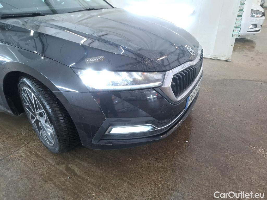  Skoda  Octavia  Combi Style 2.0 TDI 150CV BVA7 E6dT #11