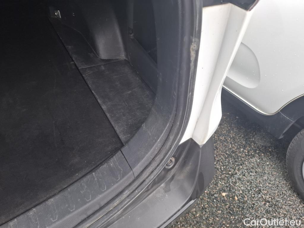  Toyota  RAV4 TOYOTA  Hybride / 2018 / 5P / SUV Hybride AWD Dynamic Business Beyond Zero #17