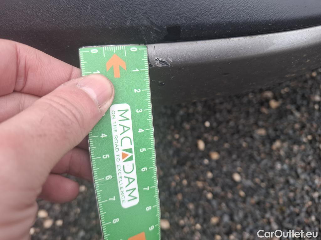  Toyota  RAV4 TOYOTA  Hybride / 2018 / 5P / SUV Hybride AWD Dynamic Business Beyond Zero #3