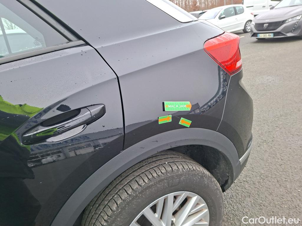  Volkswagen  T-ROC VOLKSWAGEN  / 2017 / 5P / SUV 1.0 TSI 110 LOUNGE BUSINESS #1