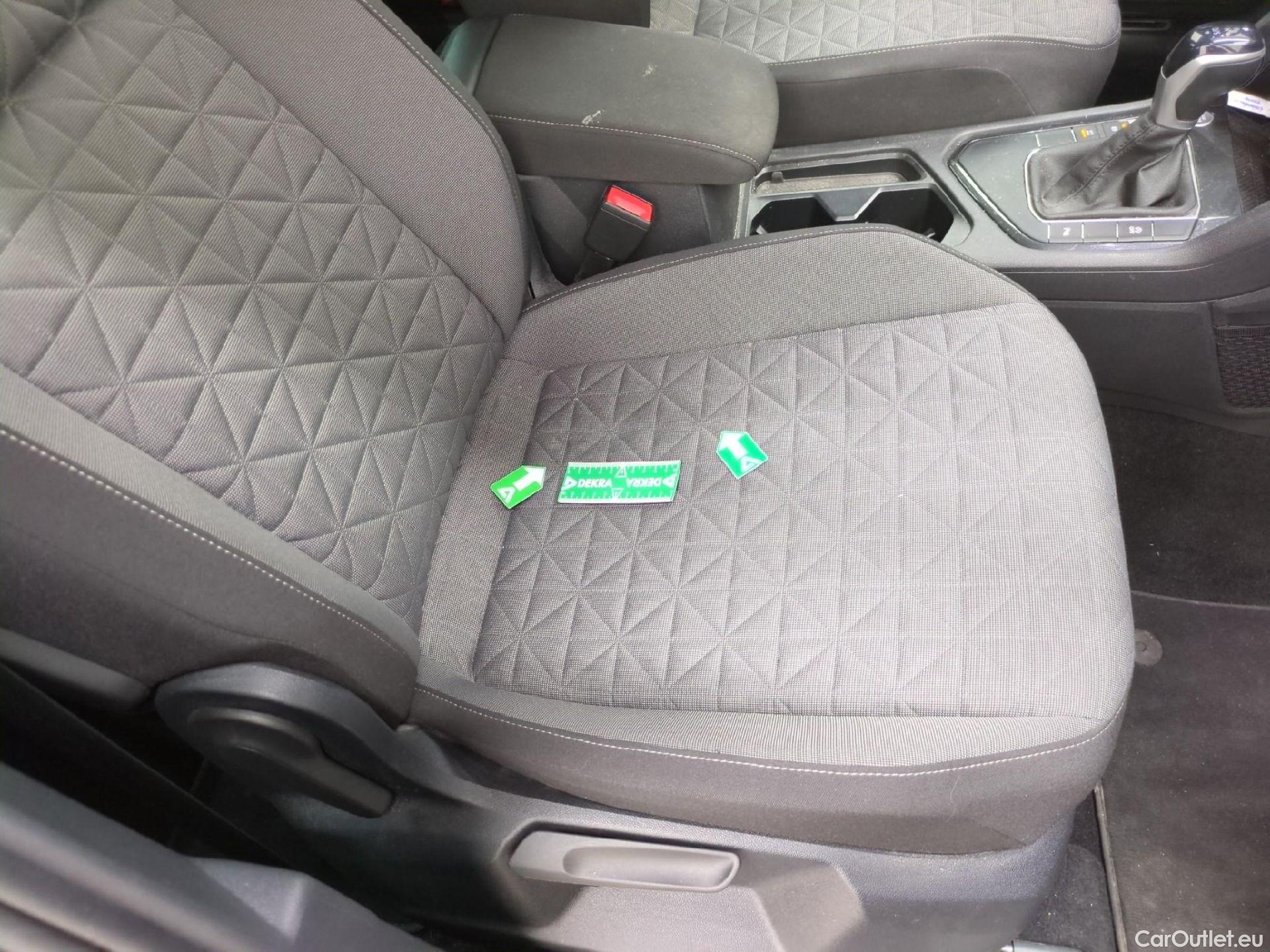  Volkswagen  Tiguan VOLKSWAGEN  / 2020 / 5P / SUV 2.0 TDI 150 DSG7 LIFE PLUS #14