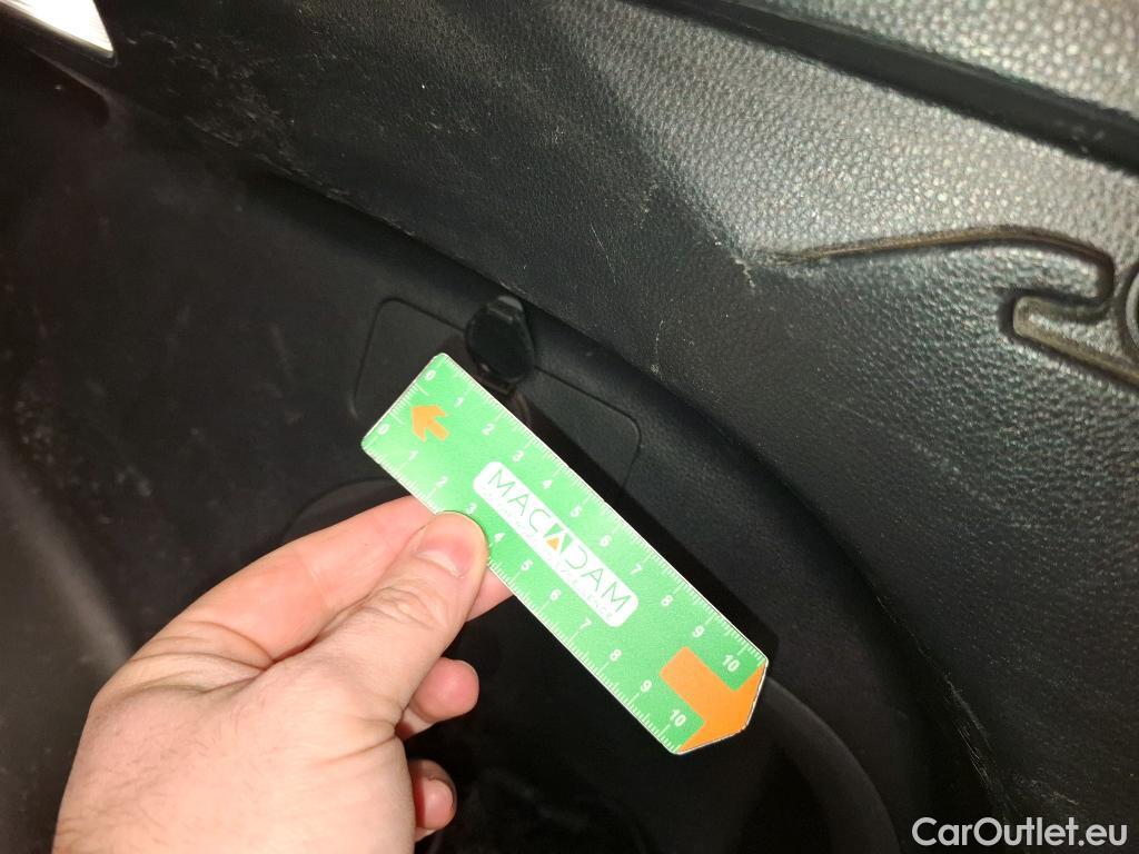  Toyota  RAV4 TOYOTA  Hybride / 2018 / 5P / SUV Hybride AWD Dynamic Business Beyond Zero #18