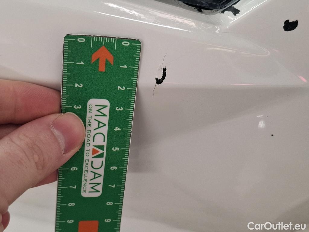  Toyota  RAV4 TOYOTA  Hybride / 2018 / 5P / SUV Hybride AWD Dynamic Business Beyond Zero #4