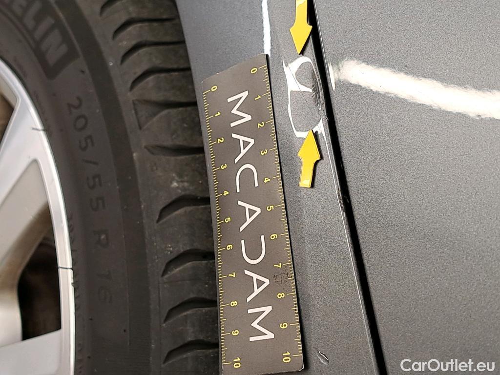  Volkswagen  Golf  VOLKSWAGEN 5p Berline 1.4 TSI 125 BVM6 Confort Business BMT #30