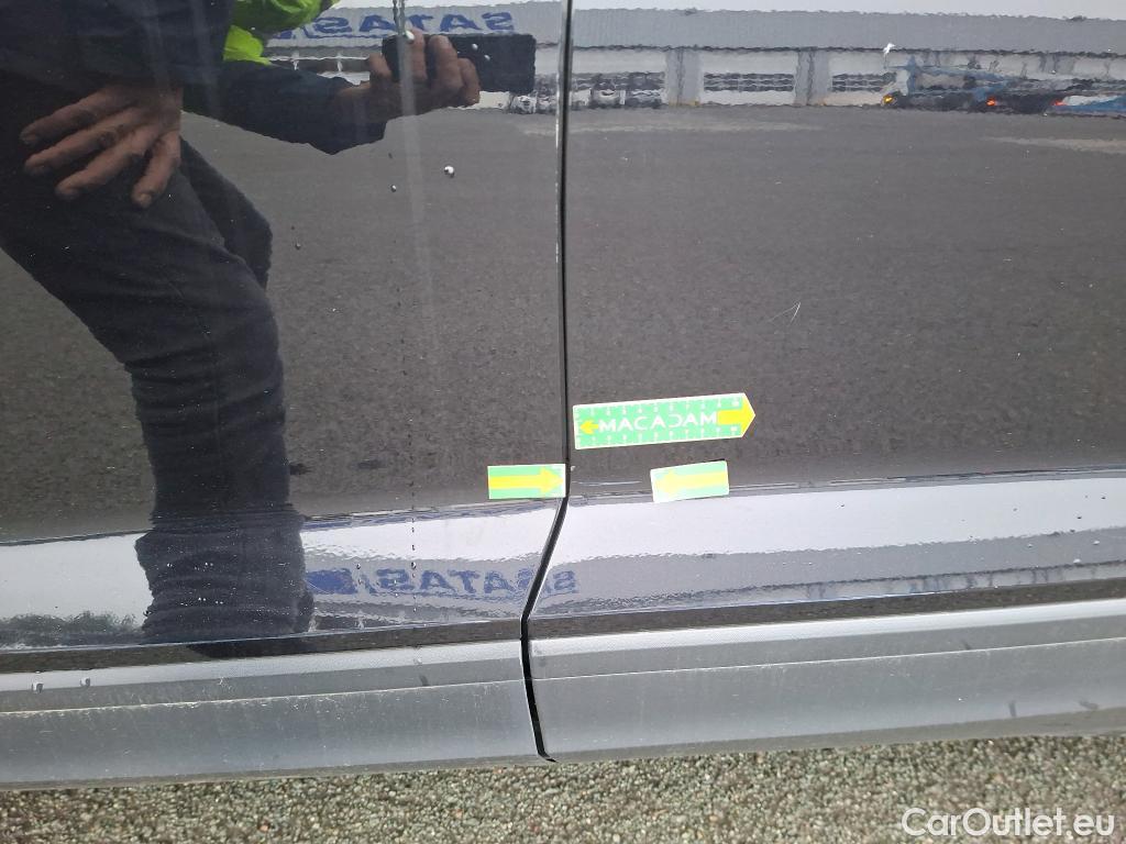  Volkswagen  T-ROC VOLKSWAGEN  / 2017 / 5P / SUV 1.0 TSI 110 LOUNGE BUSINESS #10