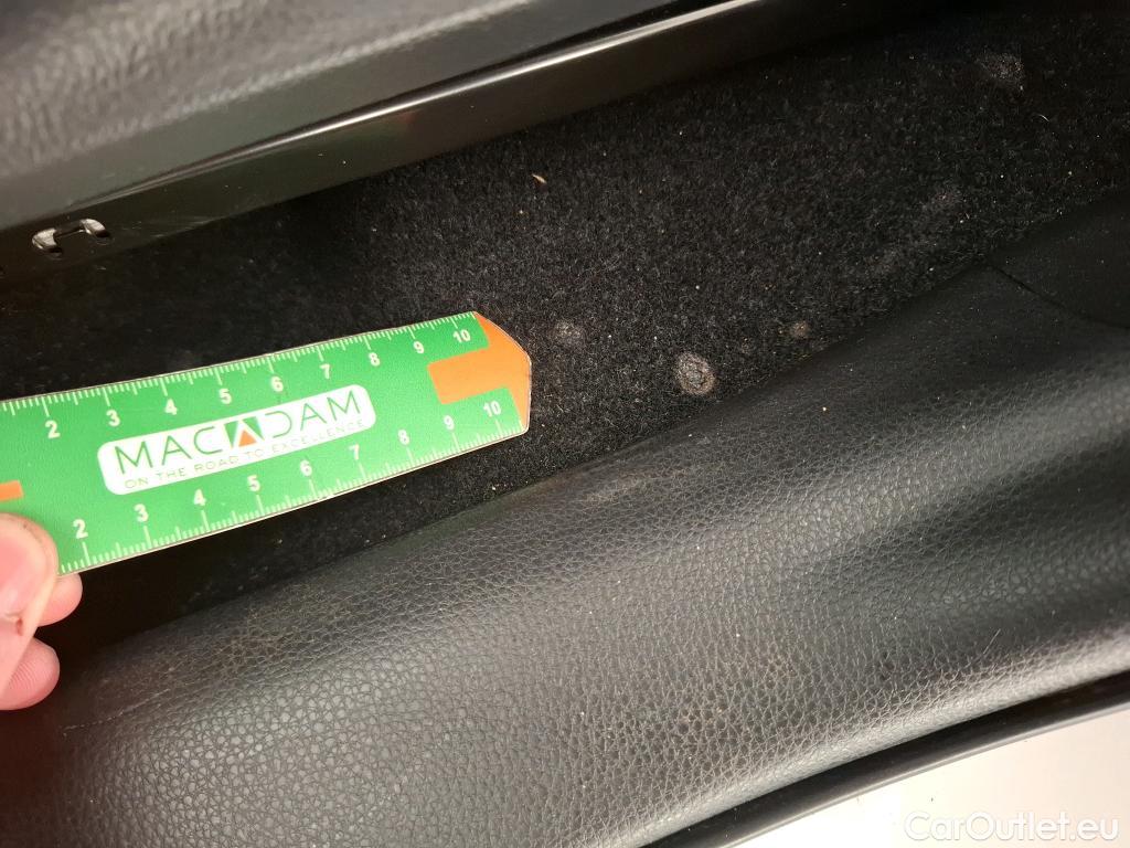  Toyota  RAV4 TOYOTA  Hybride / 2018 / 5P / SUV Hybride AWD Dynamic Business Beyond Zero #6