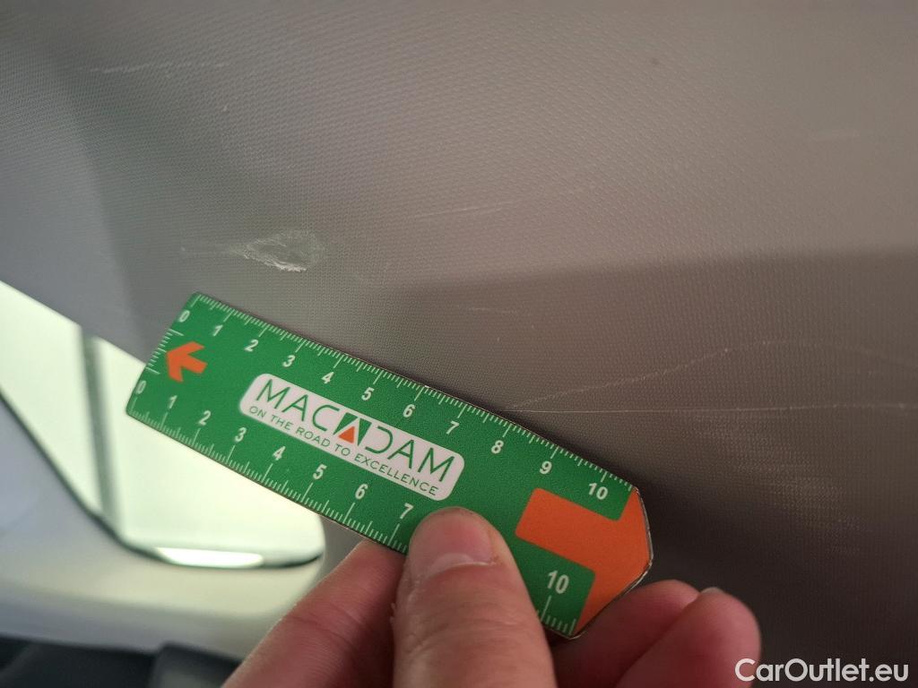  Toyota  RAV4 TOYOTA  Hybride / 2018 / 5P / SUV Hybride AWD Dynamic Business Beyond Zero #12