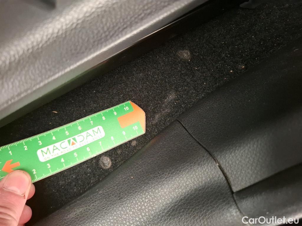  Toyota  RAV4 TOYOTA  Hybride / 2018 / 5P / SUV Hybride AWD Dynamic Business Beyond Zero #3