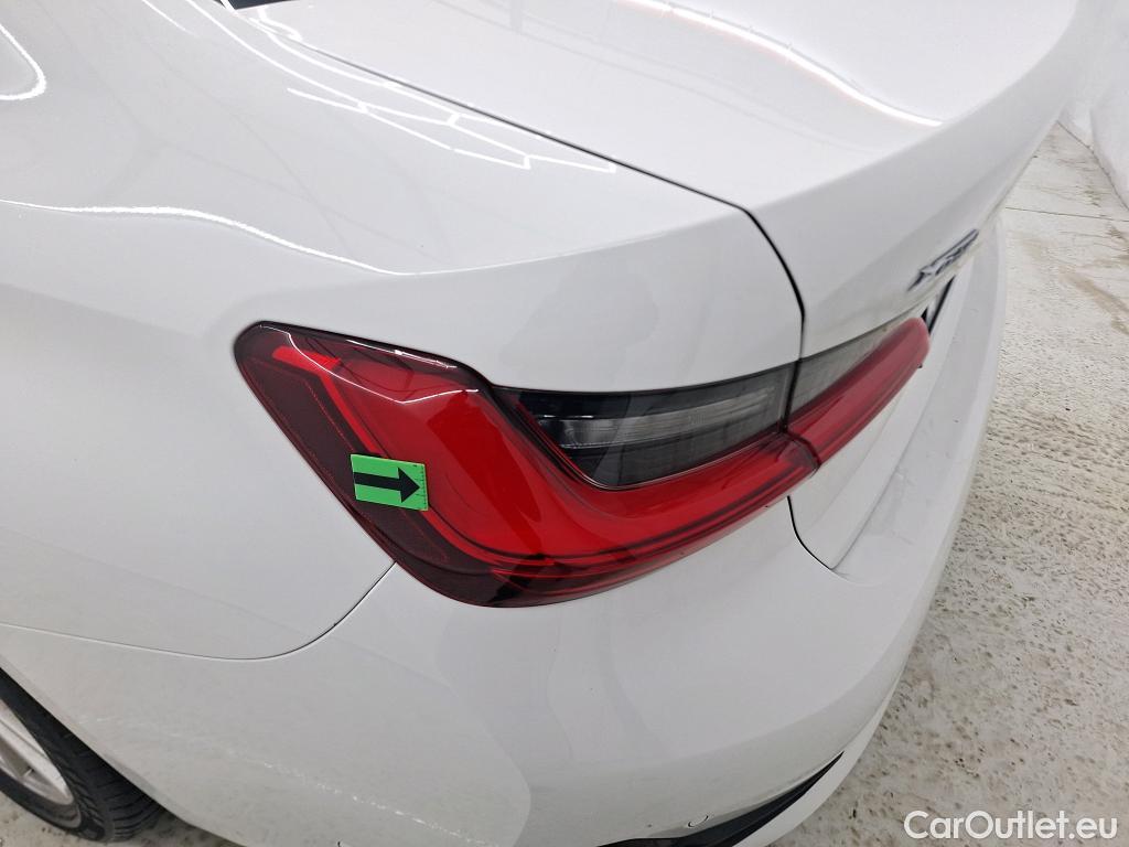  Bmw  Serie 3 2.0 330e xDrive Advantage AT #1