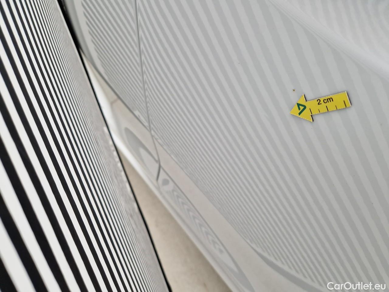  Dacia  Logan 1.5 Blue dCi 95CP Laureate #24