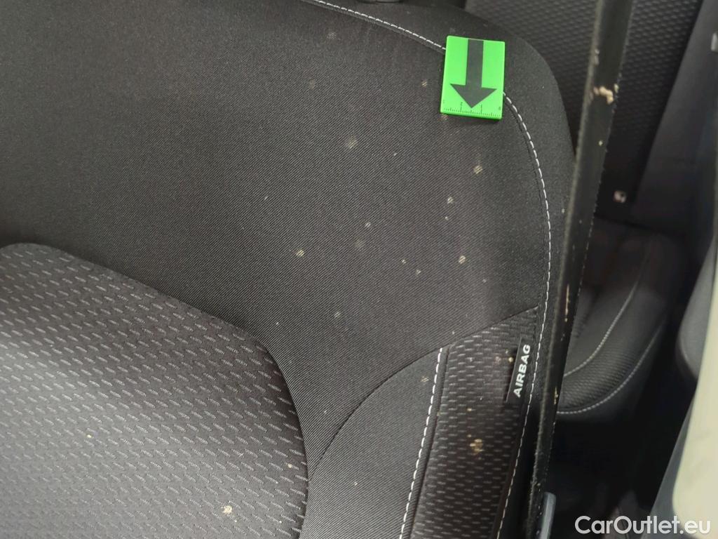  Dacia  Duster 1.5 Blue dCi 115CP Comfort 4WD #2