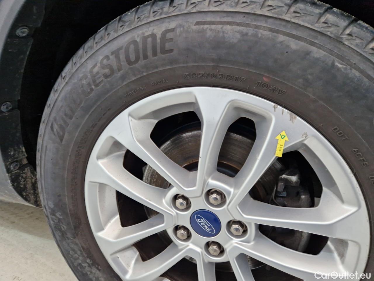  Ford  Kuga 1.5 EcoBlue 120CP Titanium A8 #18