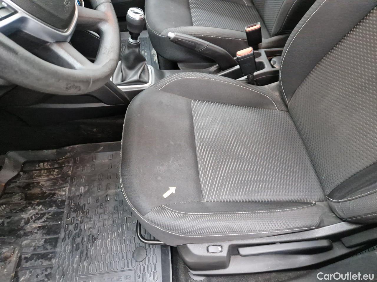  Dacia  Duster 1.5 Blue dCi 115CP Comfort 4WD #15