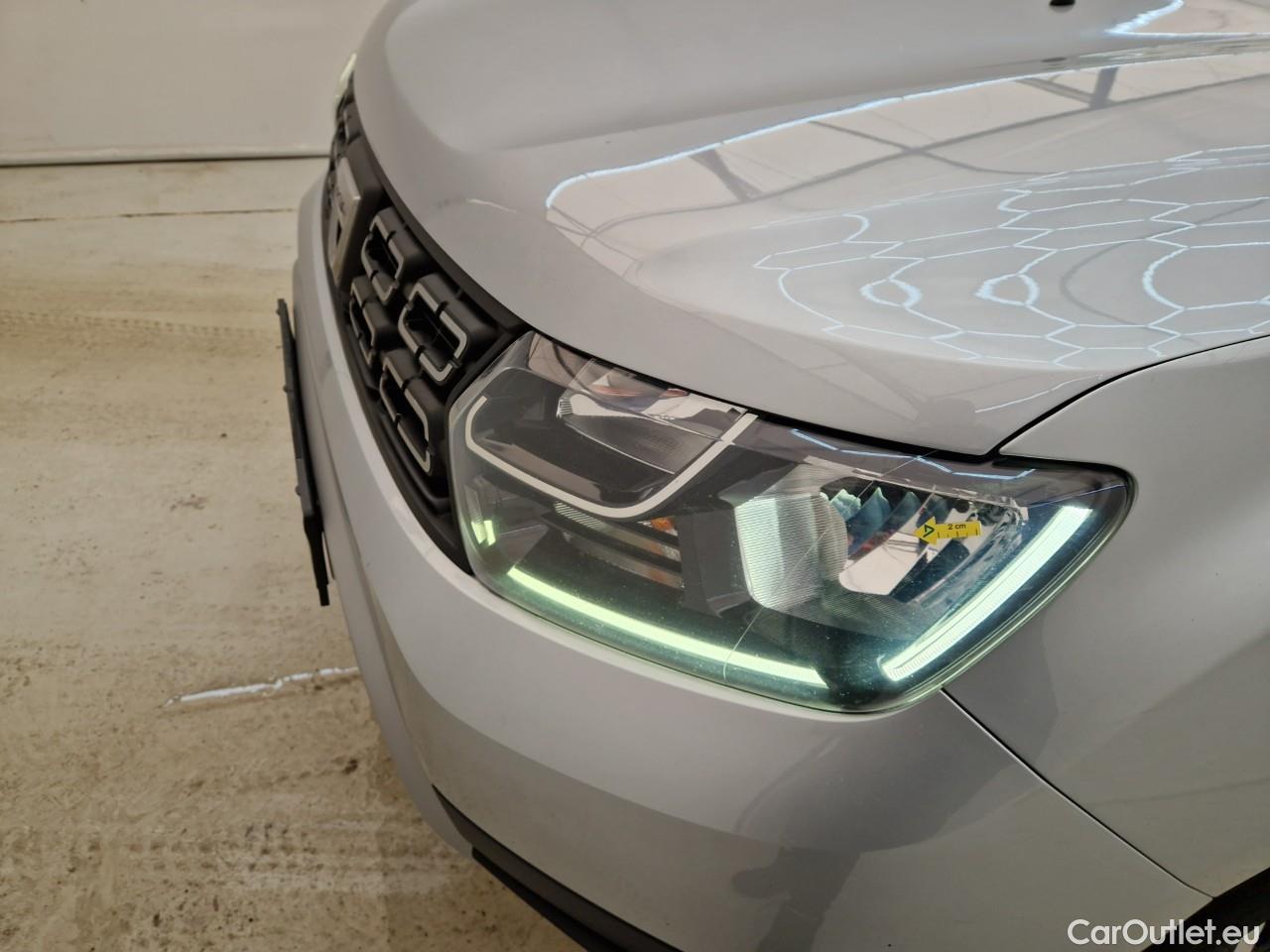  Dacia  Duster 1.5 Blue dCi 115 Prestige 4WD #18