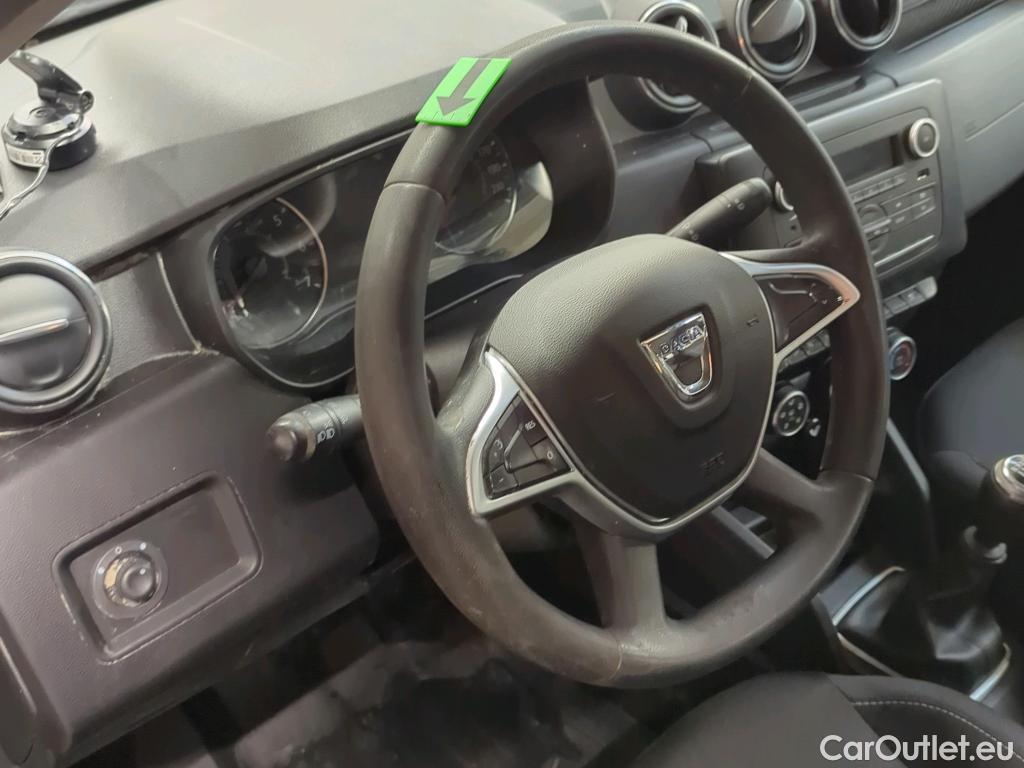  Dacia  Duster 1.5 Blue dCi 115CP Comfort 4WD #3