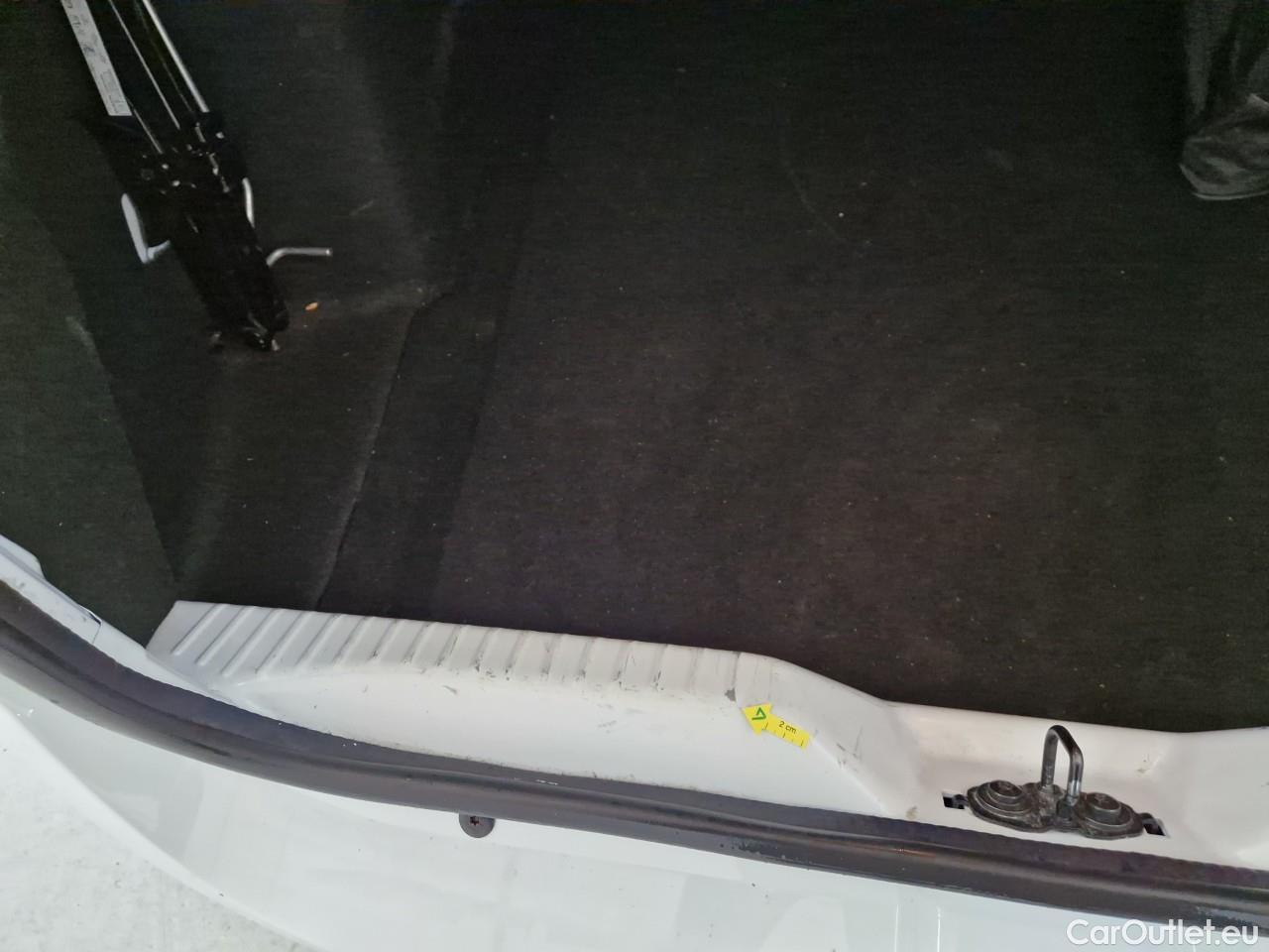  Dacia  Logan 1.0 TCe 90CP Comfort MT6 #32