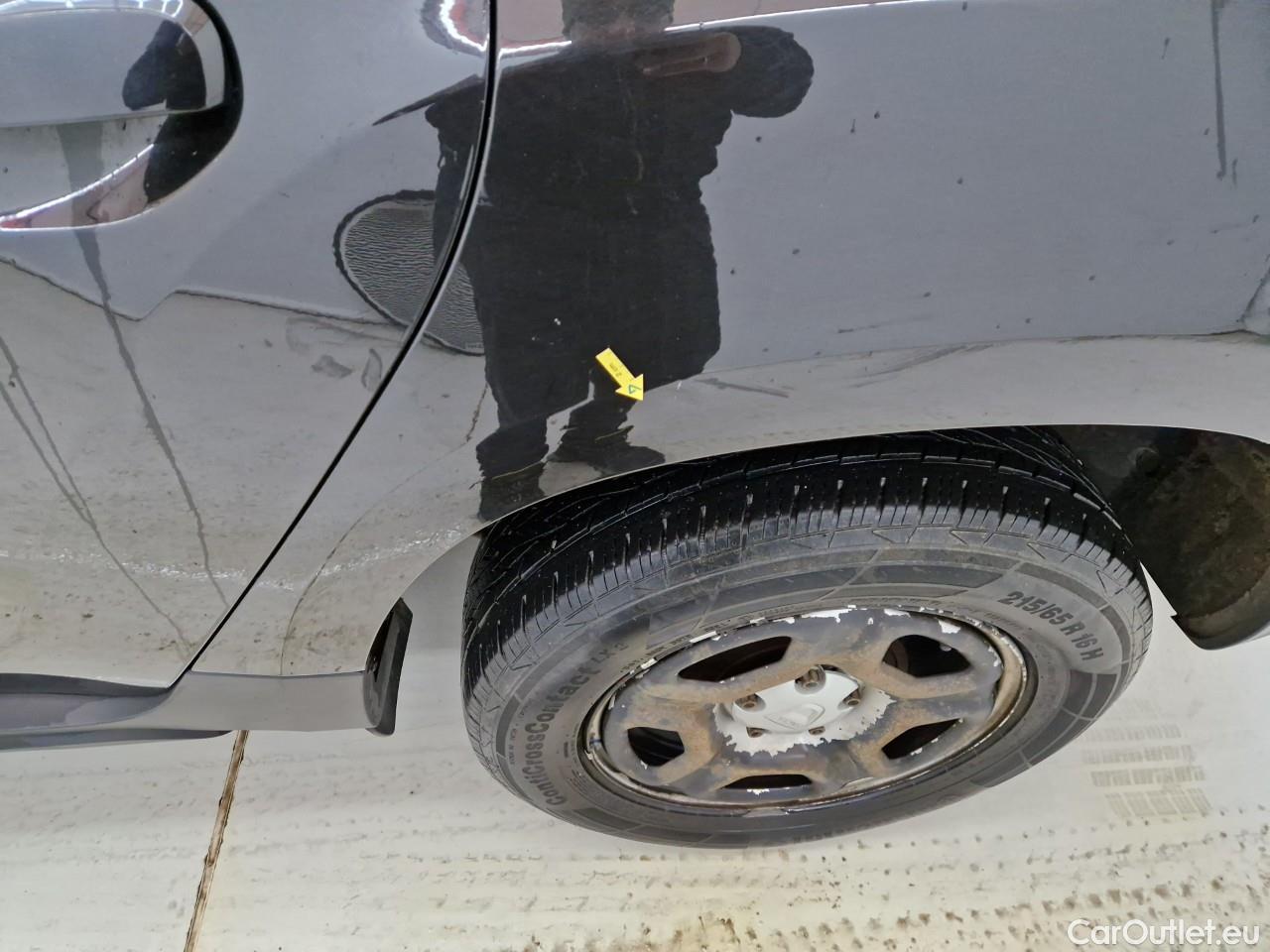  Dacia  Duster 1.5 Blue dCi 115CP Comfort 4WD #21