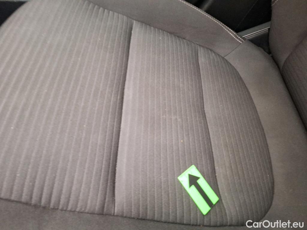  Ford  Kuga 1.5 EcoBlue 120CP Titanium A8 #34