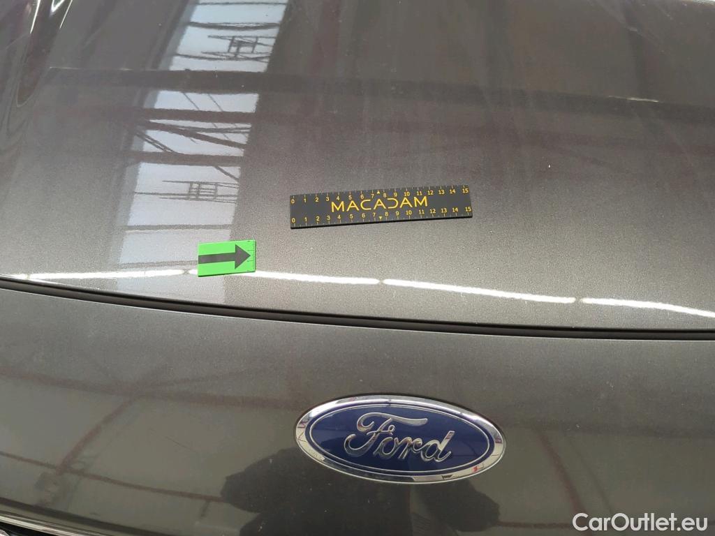  Ford  Kuga 2.0 EcoBlue 190CP Titanium A8 AWD #9