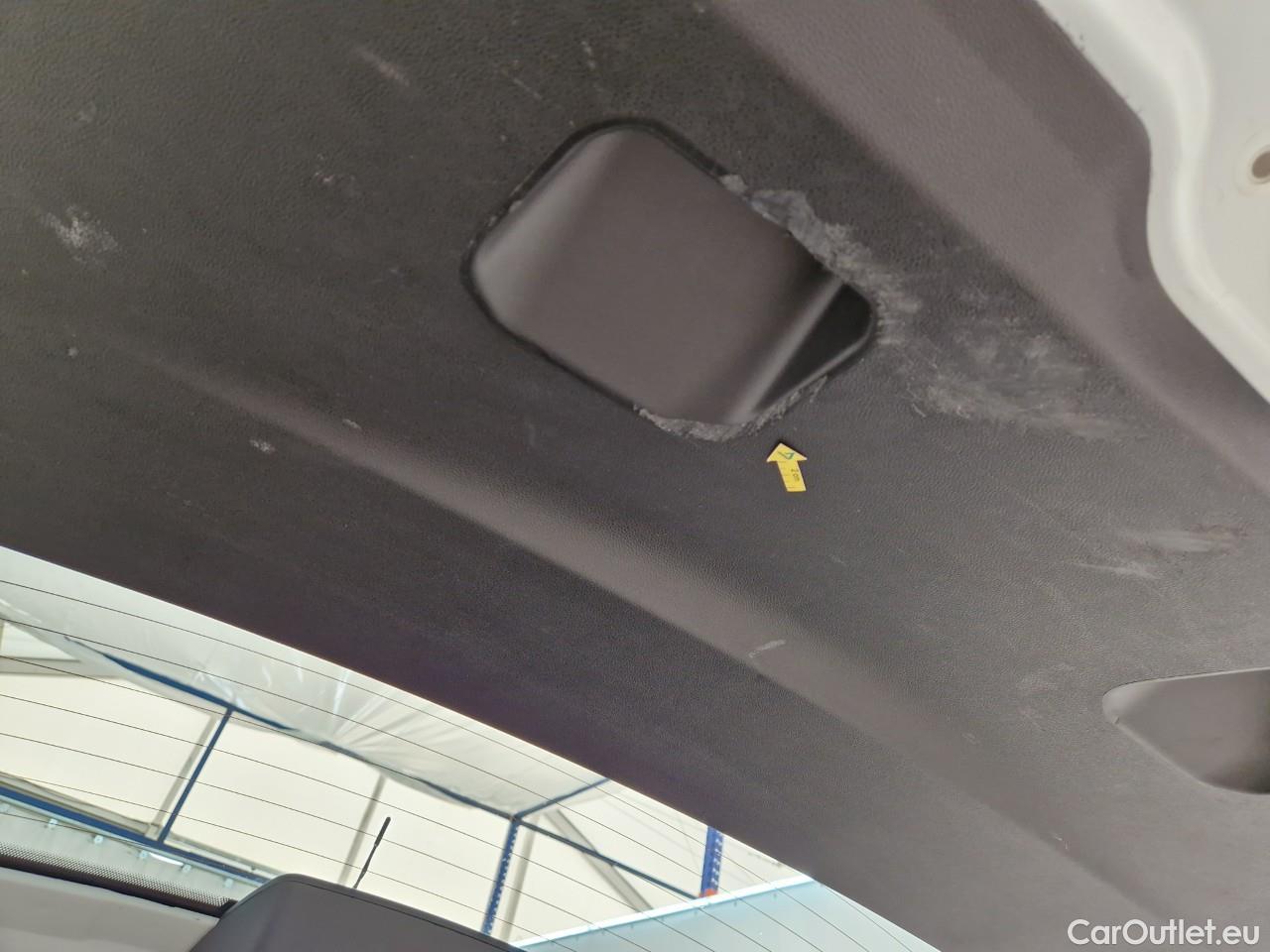  Dacia  Duster 1.5 Blue dCi 115CP Comfort 4WD #40