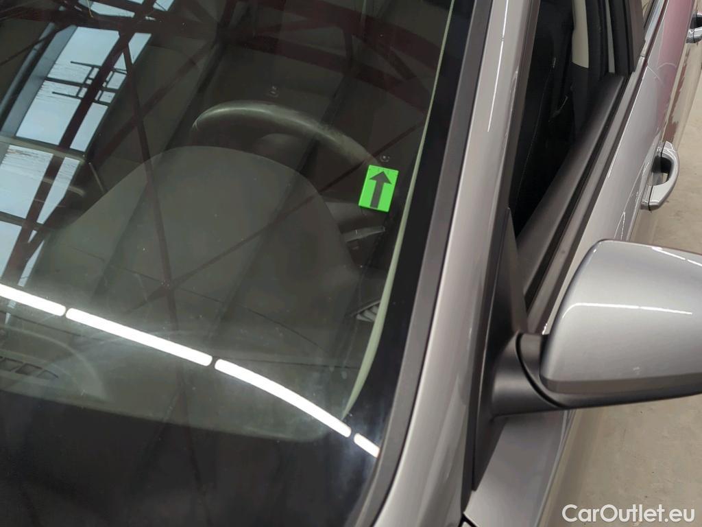  Hyundai  i30 1.5 110CP Comfort #3