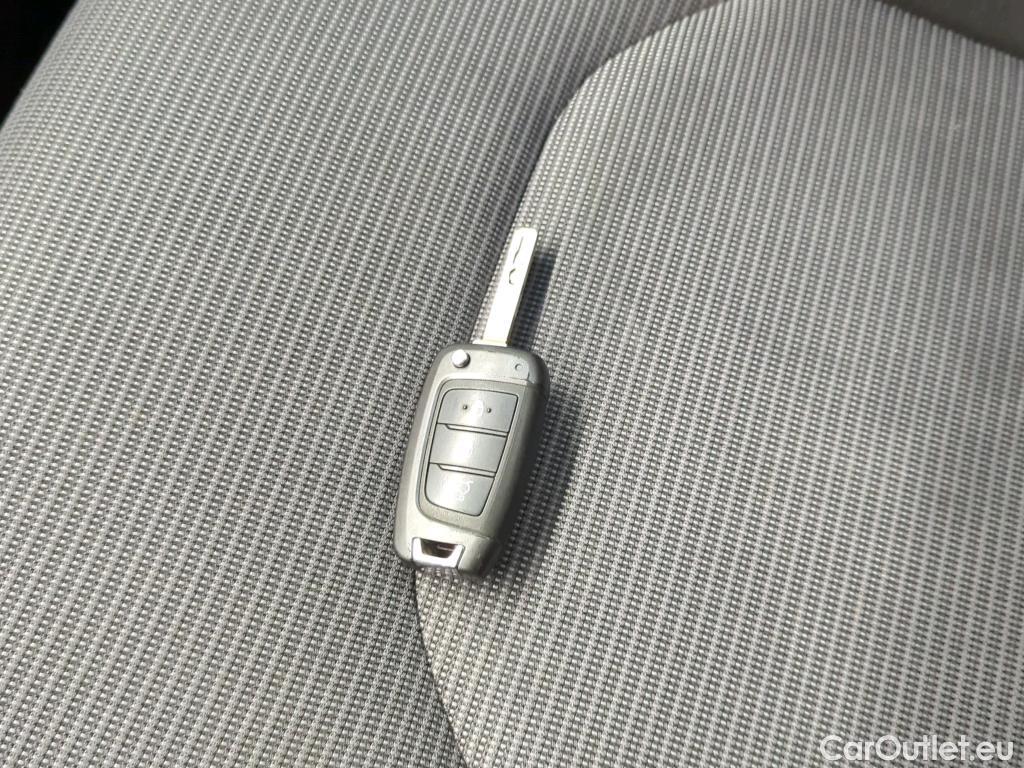  Hyundai  i30 1.5 110CP Comfort #4