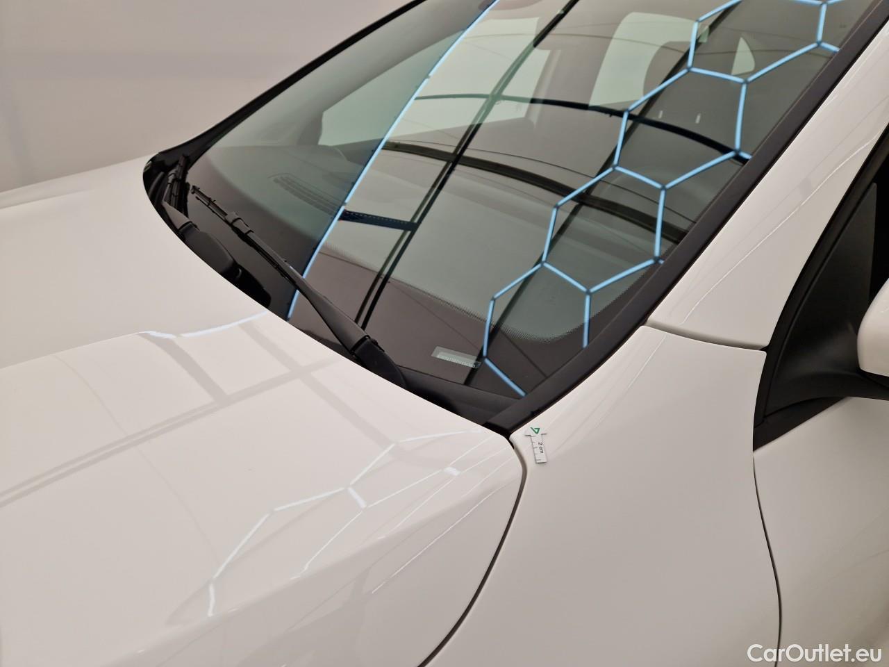  Mercedes  GLA  200 #6