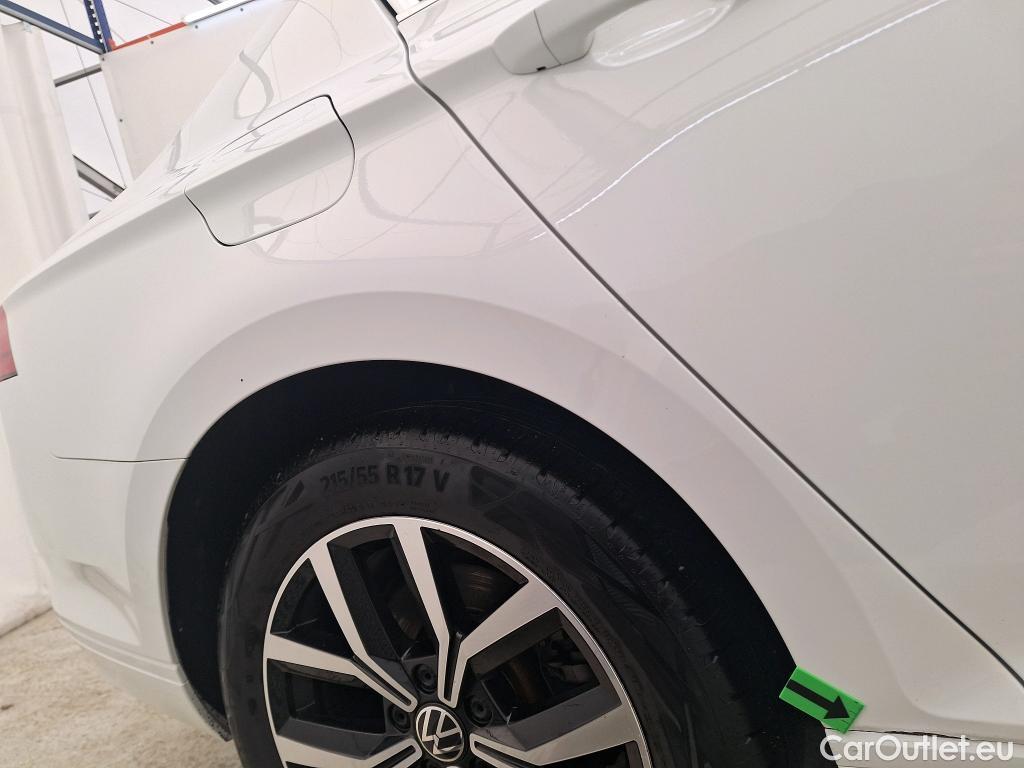  Volkswagen  Passat Comfortline 2.0 TDI DSG 190 CP #19