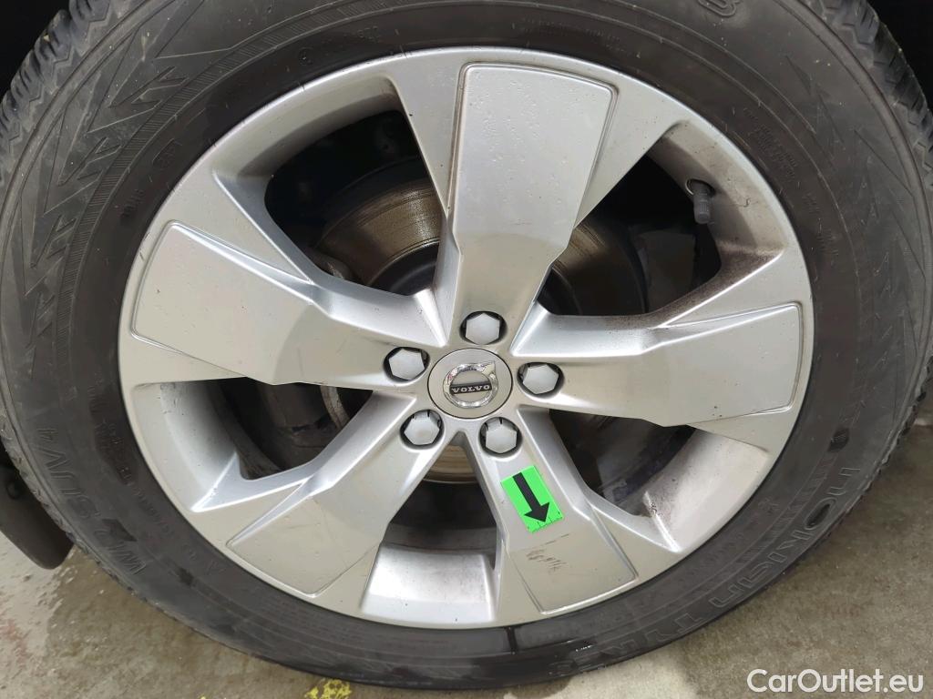  Volvo  XC 40 2.0 D3 150CP AT8 #17