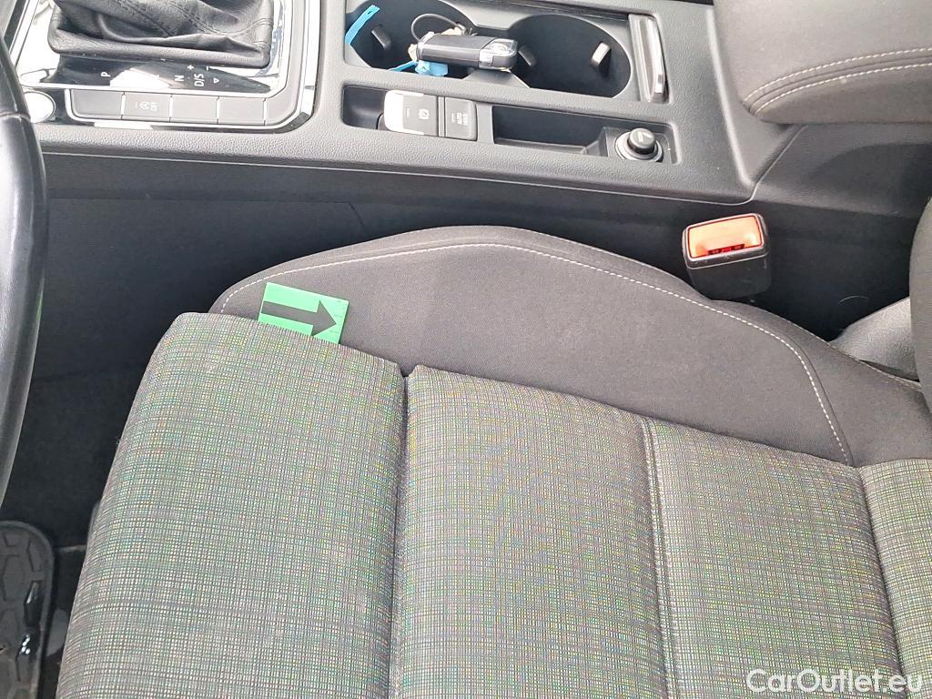  Volkswagen  Passat Comfortline 2.0 TDI DSG 190 CP #30