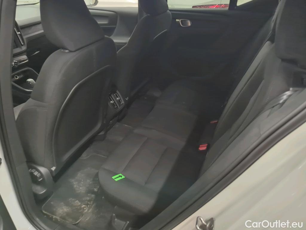  Volvo  XC 40 2.0 D3 150CP AT8 #21