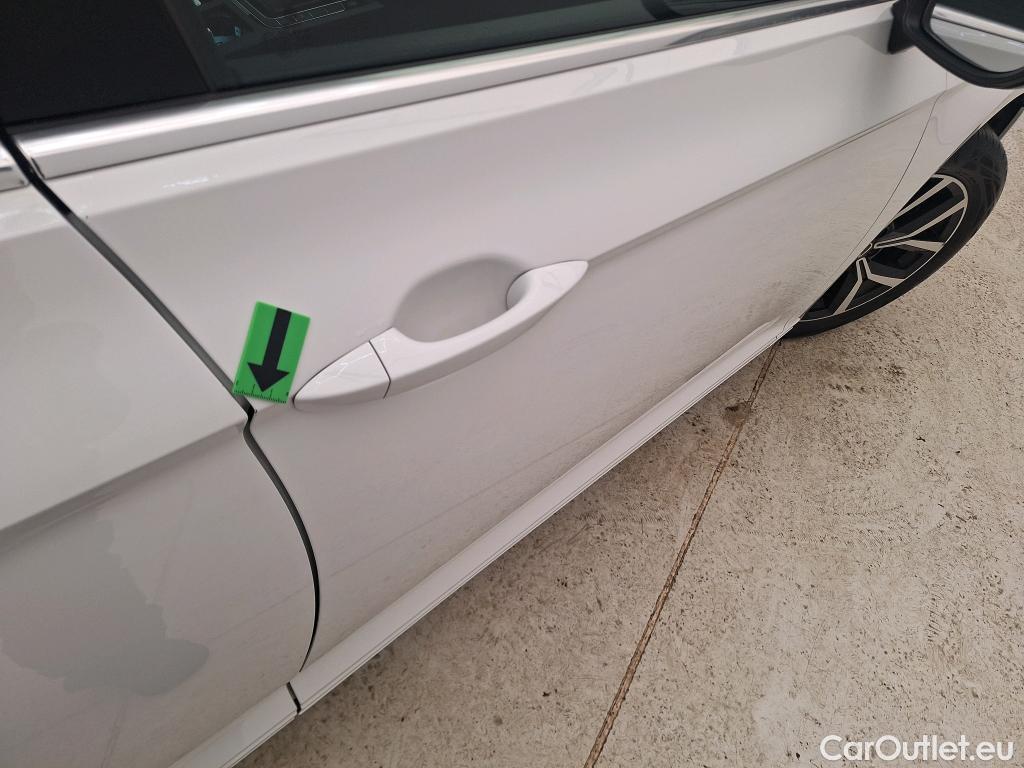  Volkswagen  Passat Comfortline 2.0 TDI DSG 190 CP #35