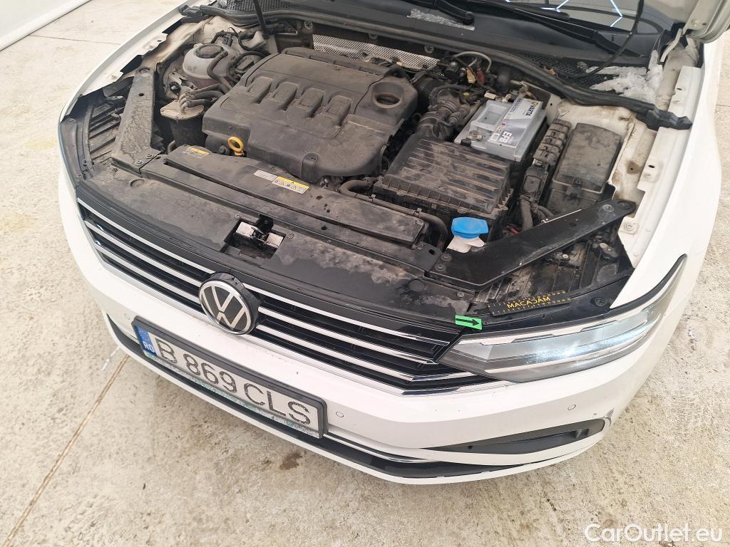  Volkswagen  Passat Comfortline 2.0 TDI DSG 190 CP #23