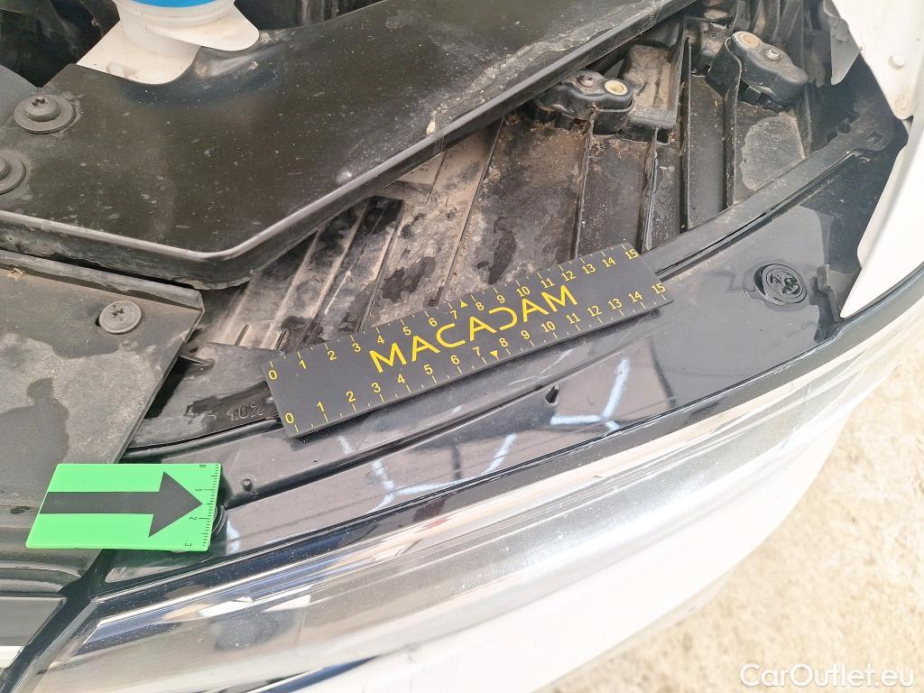  Volkswagen  Passat Comfortline 2.0 TDI DSG 190 CP #24