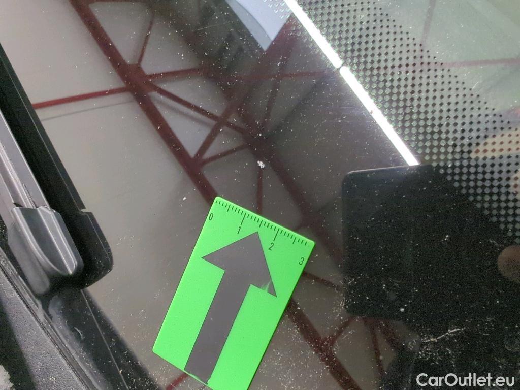  Volkswagen  Arteon SB Elegance 2.0 TDI 150 CP DSG #2