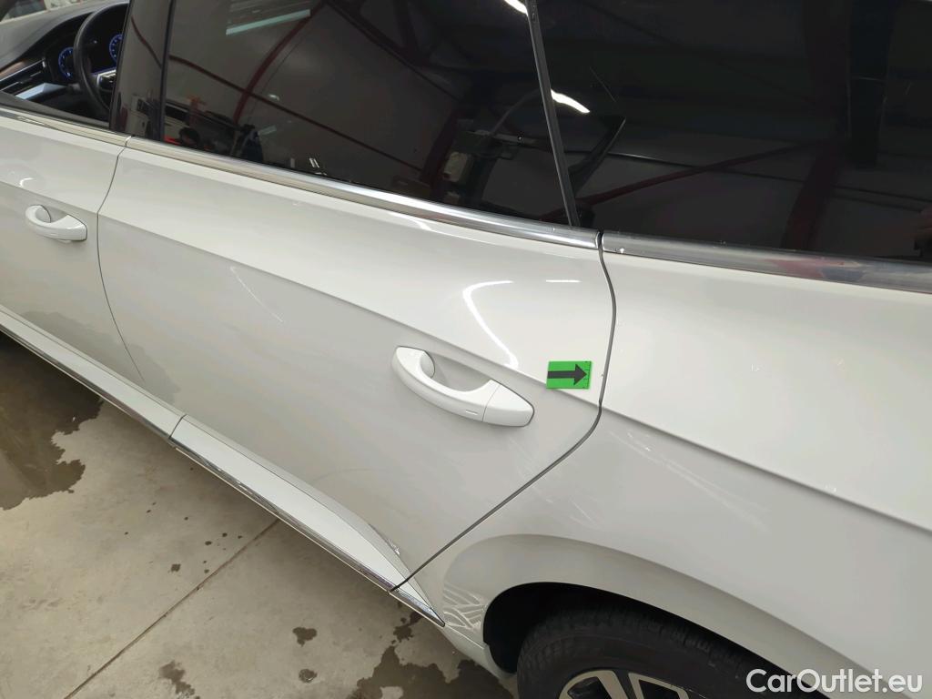  Volkswagen  Arteon SB Elegance 2.0 TDI 150 CP DSG #35