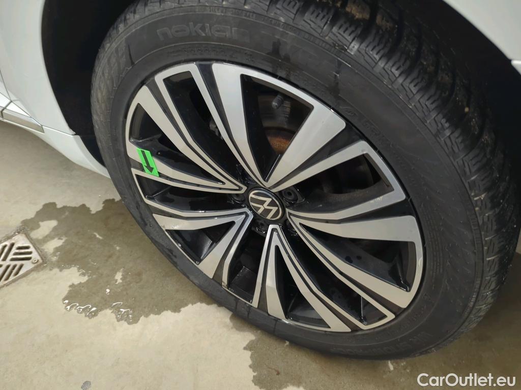  Volkswagen  Arteon SB Elegance 2.0 TDI 150 CP DSG #21
