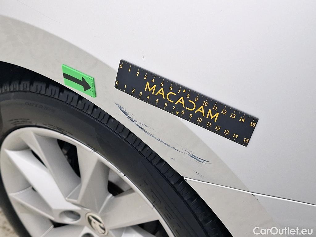  Skoda  Superb 1.4 TSI PHEV 218CP Style DSG #8