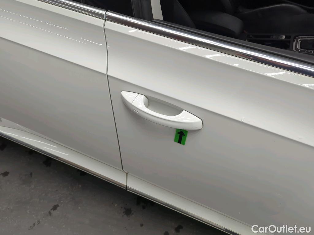  Volkswagen  Arteon SB Elegance 2.0 TDI 150 CP DSG #44