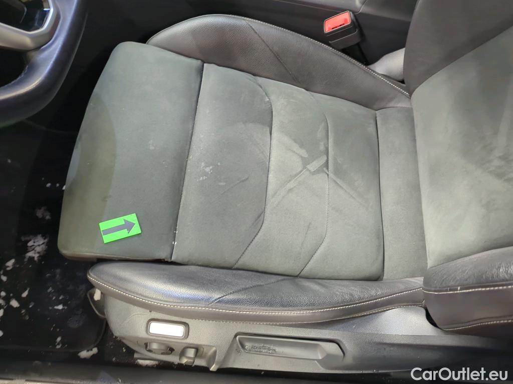  Volkswagen  Arteon SB Elegance 2.0 TDI 150 CP DSG #32