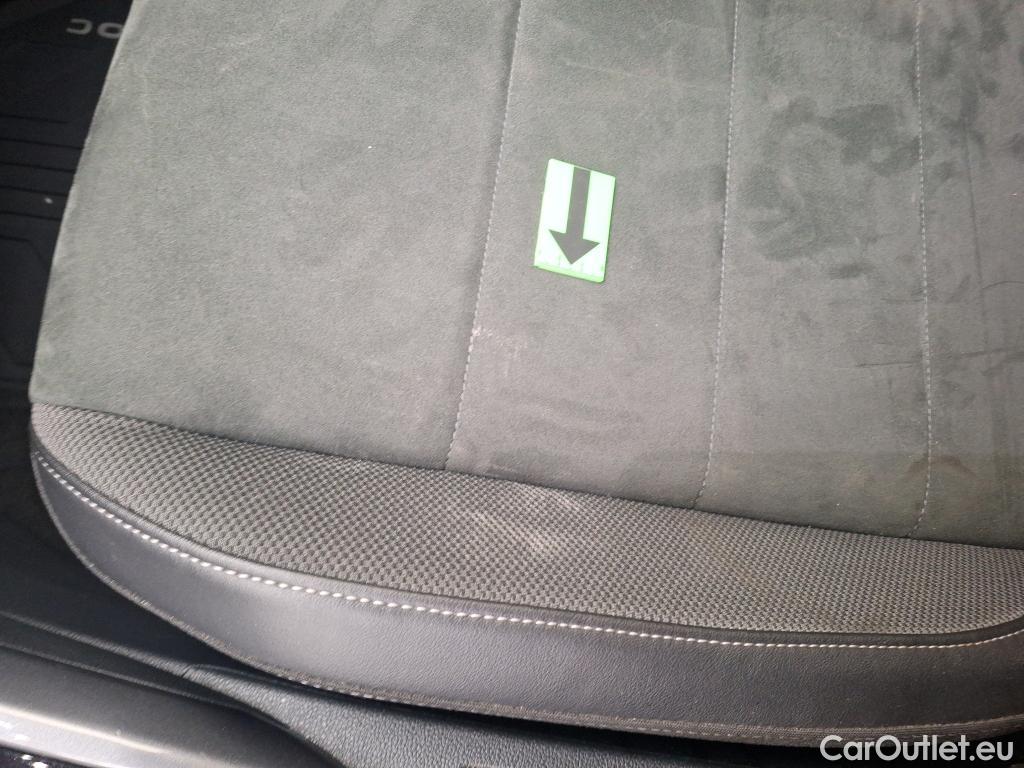  Volkswagen  T-ROC 1.5 TSI 150CP Style DSG #16