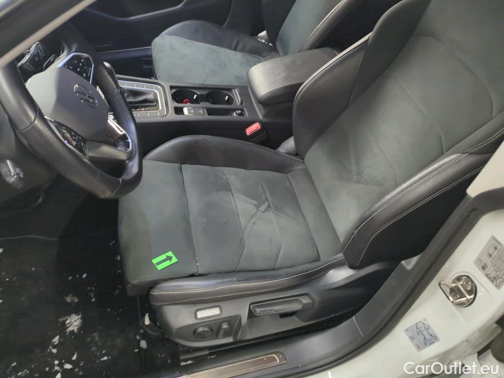  Volkswagen  Arteon SB Elegance 2.0 TDI 150 CP DSG #31