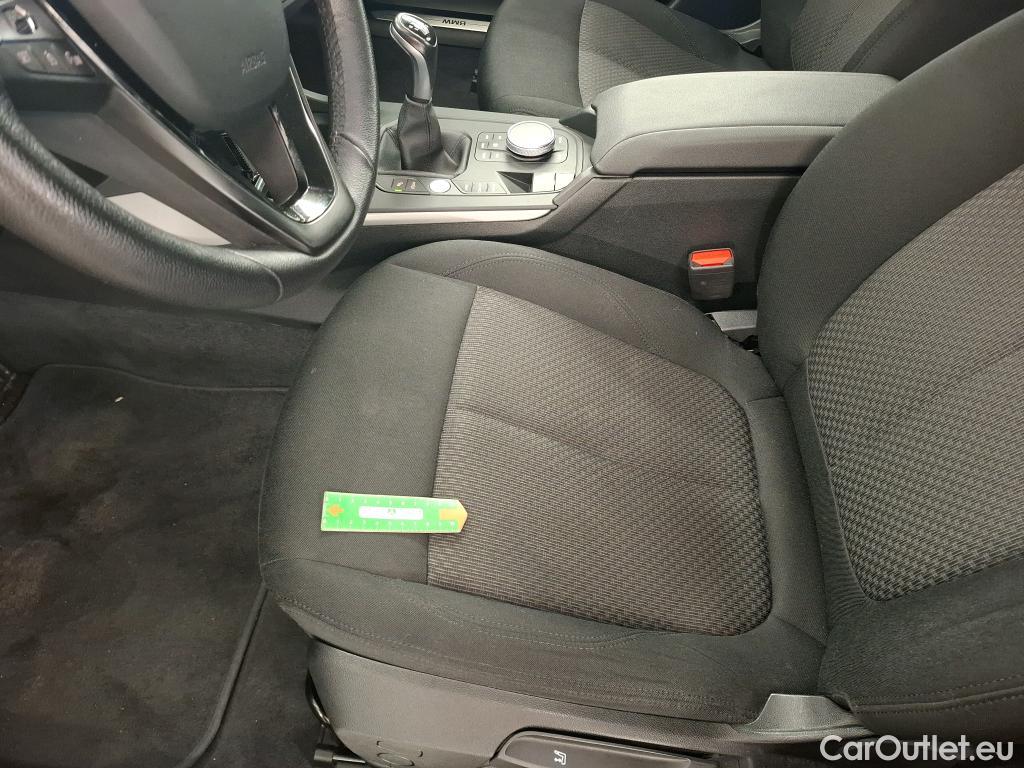  Bmw  Serie 1 BMW Série 1 / 2019 / 5P / Berline 116i Business Design #12