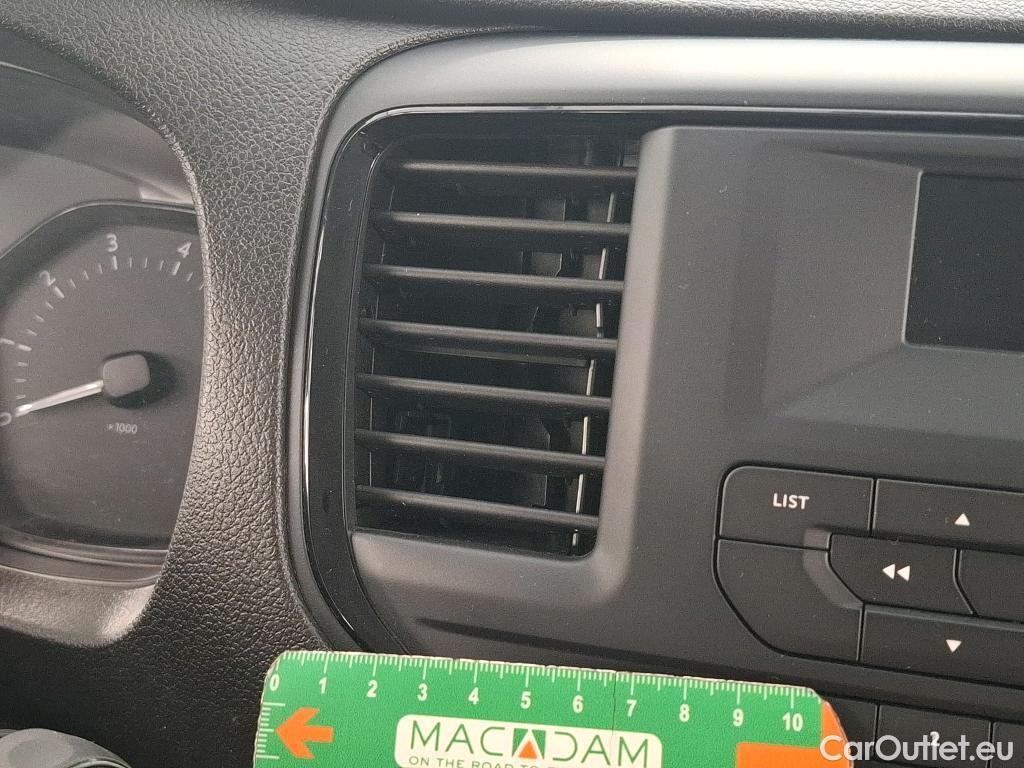  Citroen  Jumpy CITROEN  / 2016 / 4P / Combi Taille M BlueHDi 120 S&S BVM6 Confort #23