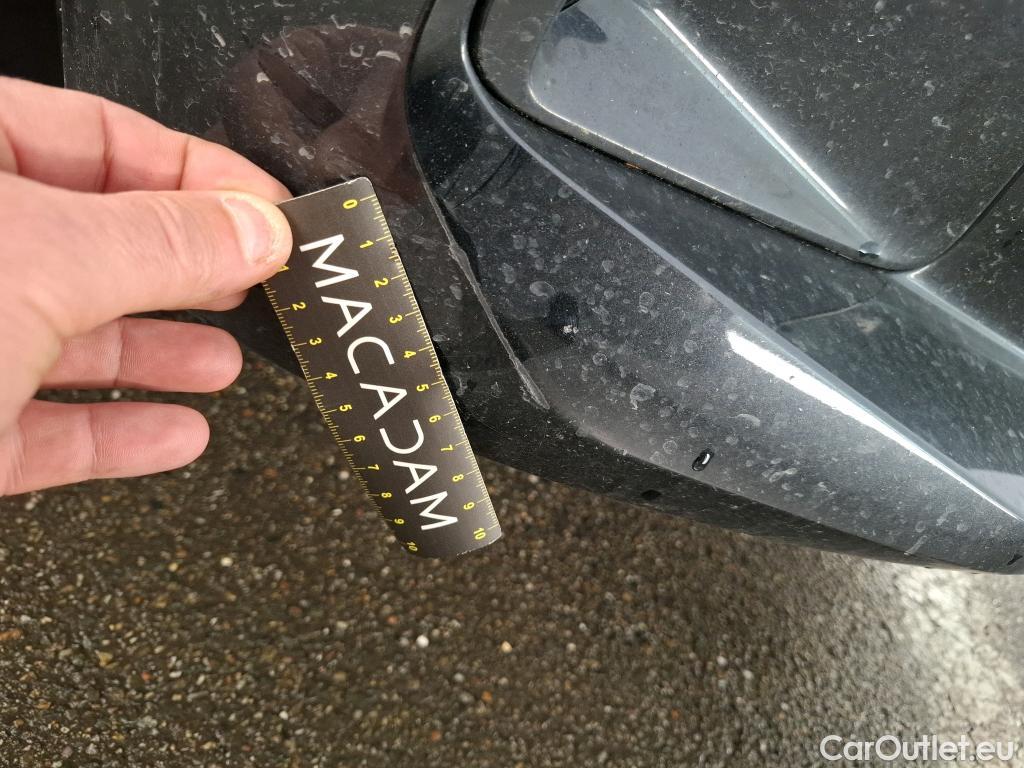  Bmw  Serie 3 BMW Série 3 Touring / 2022 / 5P / Break 320e 204ch Business Design BVA8 Hybride #17