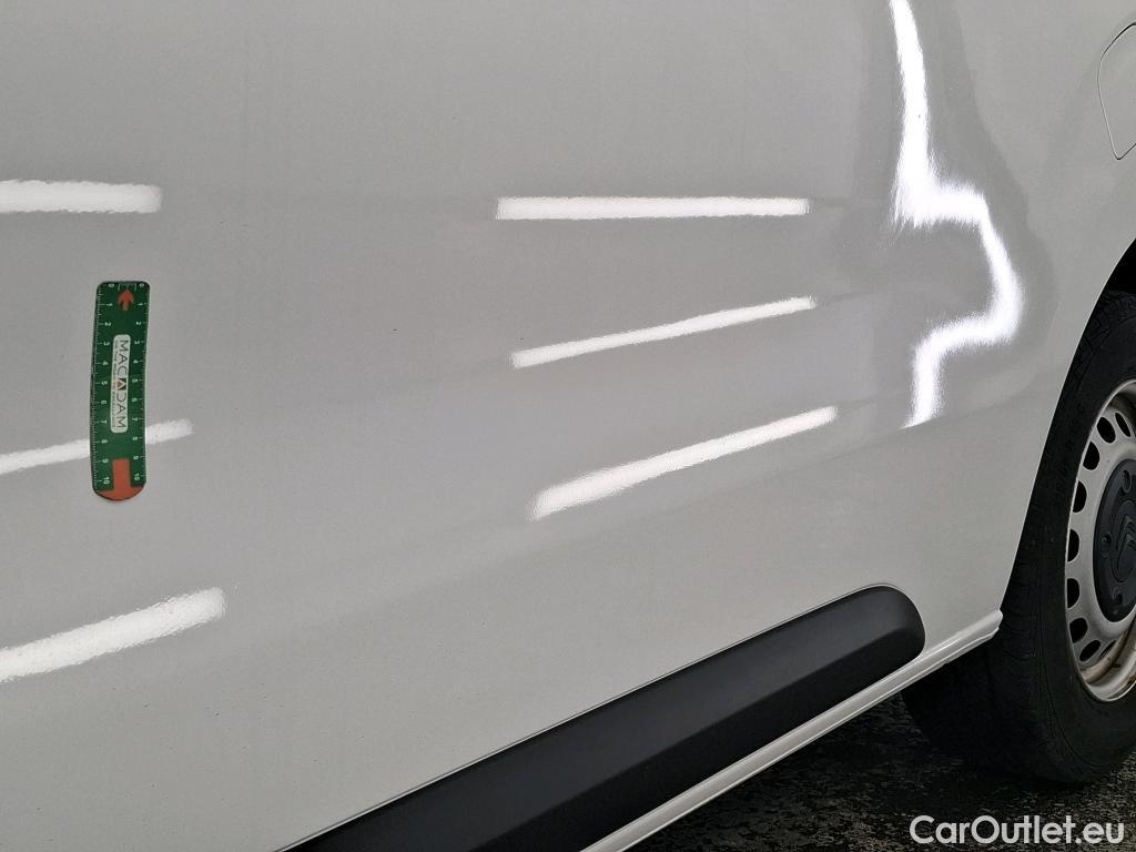  Citroen  Jumpy CITROEN  / 2016 / 4P / Combi Taille M BlueHDi 120 S&S BVM6 Confort #2