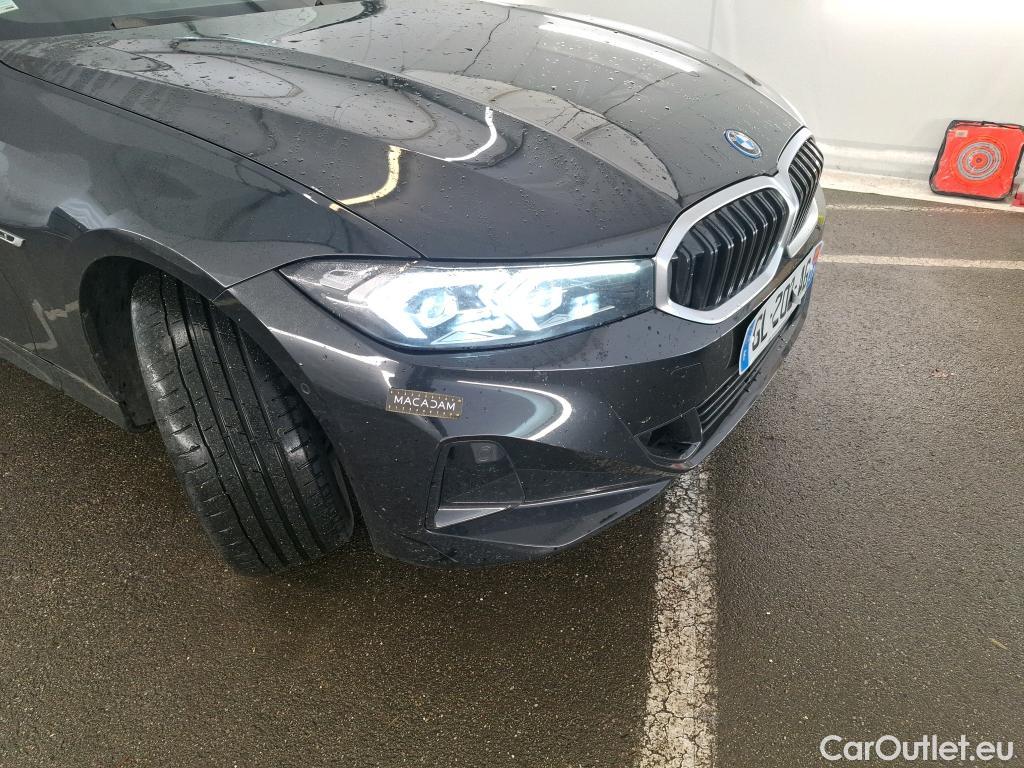  Bmw  Serie 3 BMW Série 3 Touring / 2022 / 5P / Break 320e 204ch Business Design BVA8 Hybride #16